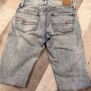 American Eagle Faded Blue Jeans